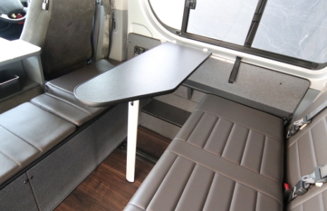 テーブル・ドリンクホルダー