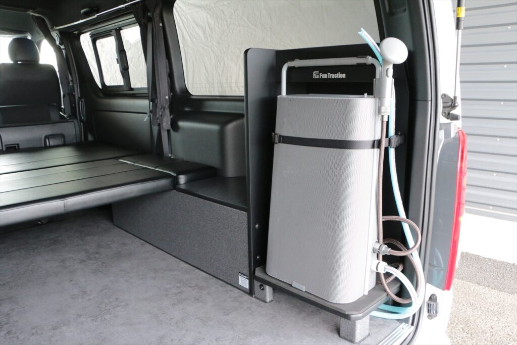 サブバッテリーシステム＆コンプレッサー搭載マリンスポーツ専用トランポ