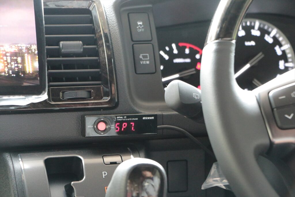 ハイエース後付けオートクルーズ長距離旅行にも