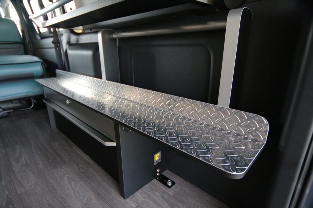 ハイエース収納ボックスライダー専用モトボックス