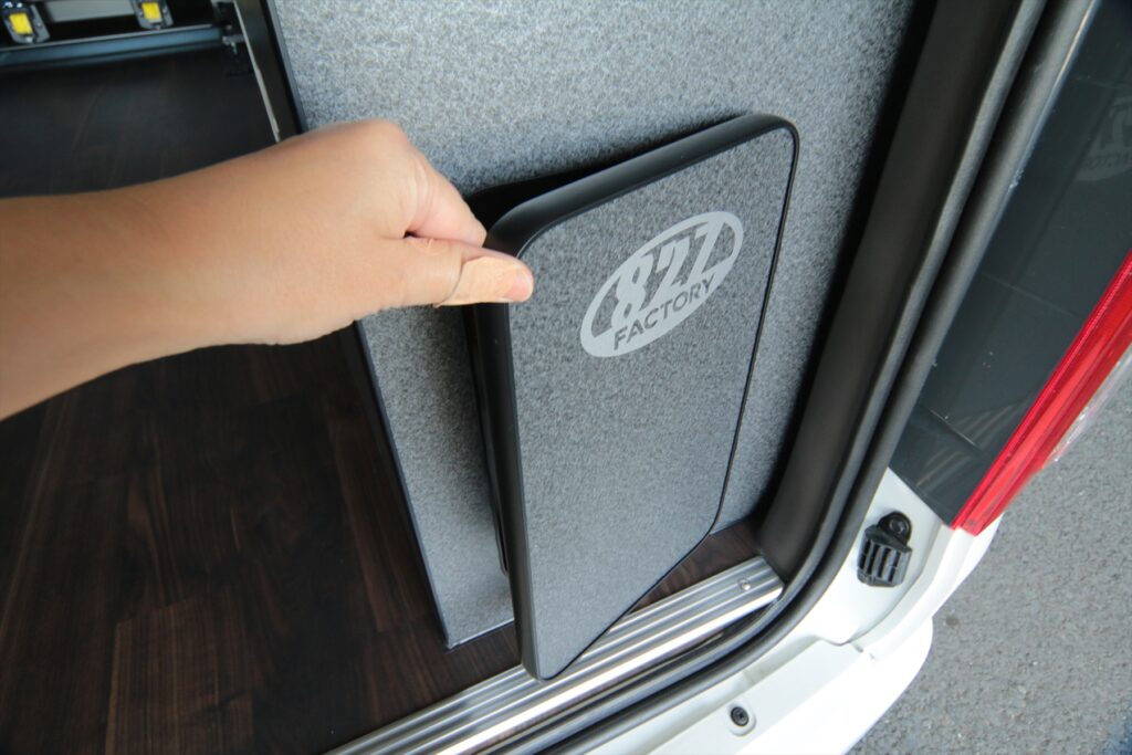 ベッド収納ボックスフタ加工