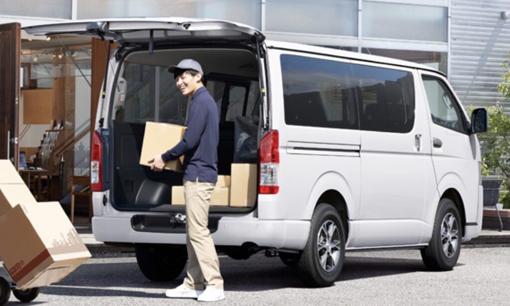 ９型ハイエースフリーストップドア